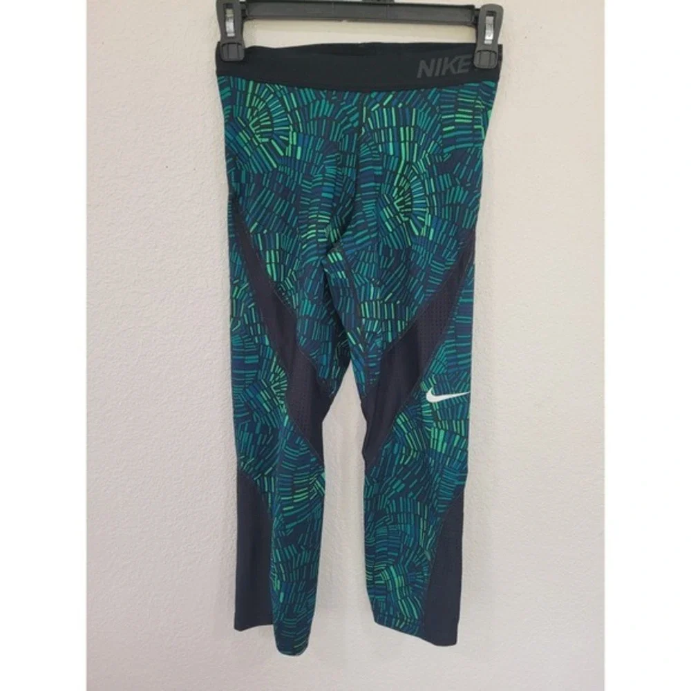 Nike Pro Dri-FIT Leggings Womens‎ S Green Blue Mosaic Print Mesh Capri #24